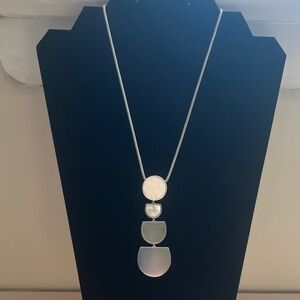 Kendra Scott Long Pendant Necklace